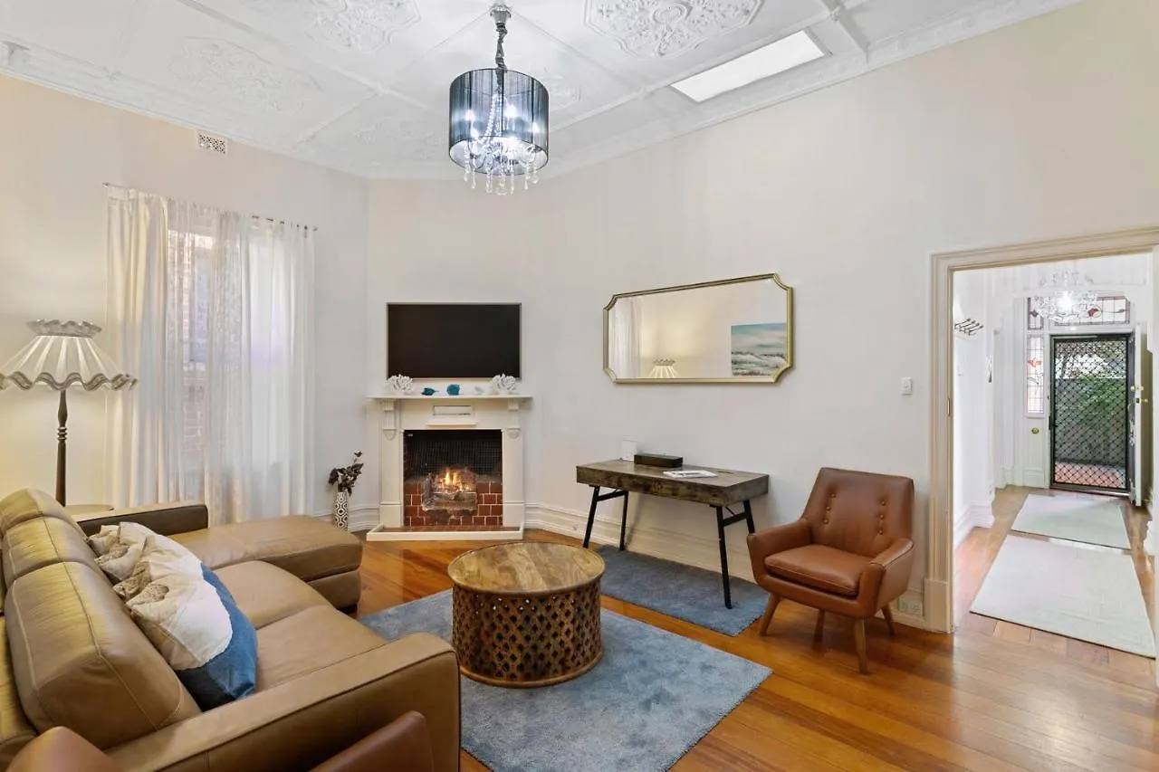 Belle Escapes - Glenelg Cottage By The Marina Holiday home
