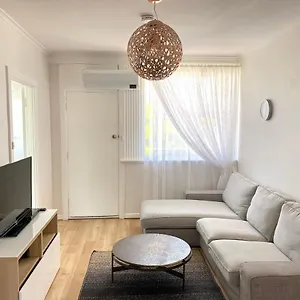  Apartment Apartments-the Broadway